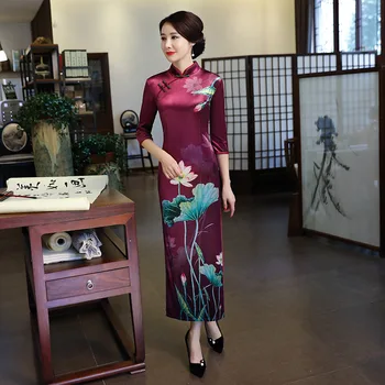 2019 m. Pavasarį Ilgai Cheongsam Naujovė Kinų stiliaus Suknelė Moterų Veliūras Qipao Slim Šalis Suknelės Lady Mygtuką Vestido Dydis S-XXXL