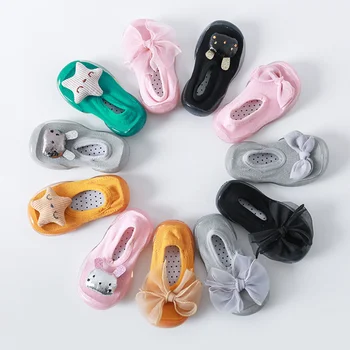 Kūdikių bateliai princesė stilius patalpų minkšto dugno kūdikių neslidus avalynė vaikiška kojinių batai