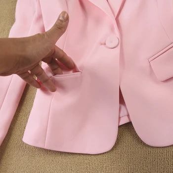 2 gabalas moterų 2021 m. pavasarį ir rudenį naujosios Anglijos Slim OLIS temperamentas paprasta rožinis kostiumas striukė + kelnės kostiumas