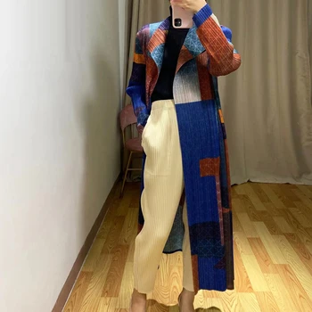 Changpleat 2019 m. rudenį Naujų Moterų Spausdinti Tranšėjos miyak Plisuotos Mados Dizaino Stendas Apykakle ilgomis rankovėmis Megztinis Ilgas paltai Banga