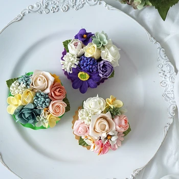 Kepimo parduotuvės vitrinos Gėlių parduotuvės vitrinos Dirbtinių gėlių krepšelis Vestuvių pyragas apdaila desertas stalo rekvizitai namuose