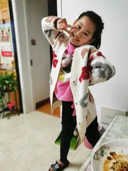 2020 m. Mergina Kūdikių Siuvinėjimo vientisos spalvos Megztinis Megztinis Kailis Merginos vaikiška Striukė Vaikams žiemos Paltai Drabužiai
