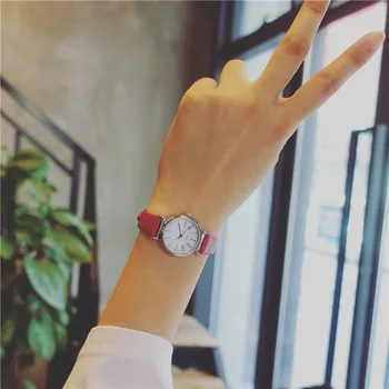 Išskirtinį mažų paprastų moterų suknelė laikrodžiai retro odos moteriška laikrodžio Bgg prekės ženklo moterų mados mini dizaino laikrodžiai laikrodis
