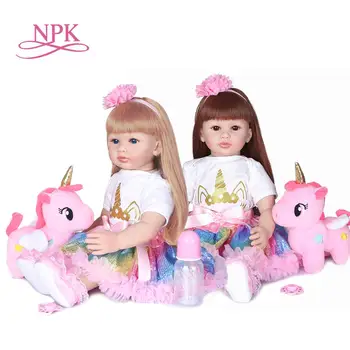 NPK 60CM Minkšto Silikono medžiaga įstaiga mergina baby doll Baby Doll bamblys Tikroviška Kūdikių Lėlės Reborn rožinė suknelė dviejų spalvų plaukų