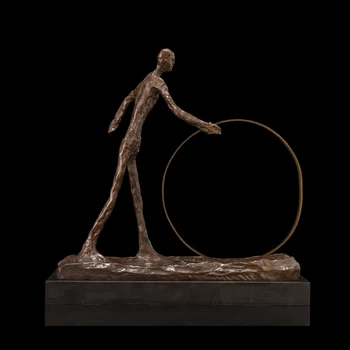 Ivorique Karšto pardavimo Giacometti bronzinė skulptūra abstraktus žmogus su ratu statula dekoratyvinė skulptūra