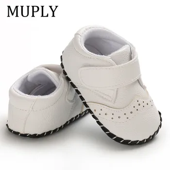 Nauji Kūdikių bateliai Oda Moccasin kūdikių footwears black bateliai Naujas gimęs odos berniuko batai 0 -18M Kūdikiams whoesaler